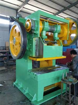 【龍門沖床模具產(chǎn)地-廣東龍門沖床模具-銀龍機械(查看)圖片】龍門沖床模具產(chǎn)地-廣東龍門沖床模具-銀龍機械(查看) - 諸城市銀龍機械廠